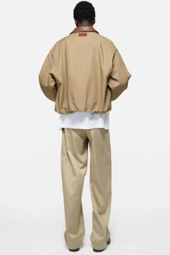 Bomber with leather collar