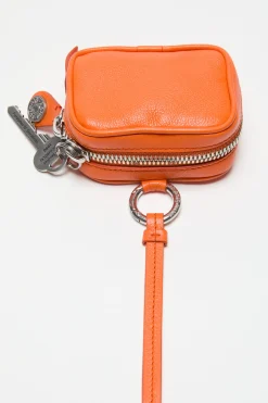 Camero Clip