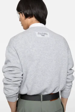 Cashmere sweater