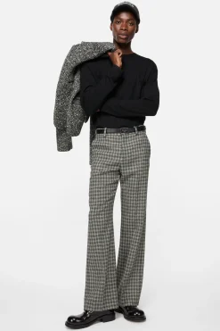 Cashmere sweater with pocket