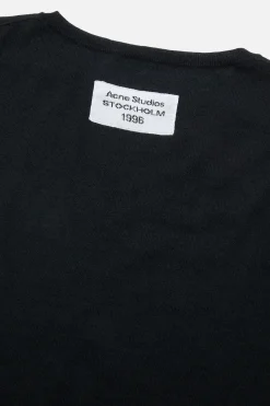 Cashmere sweater with pocket