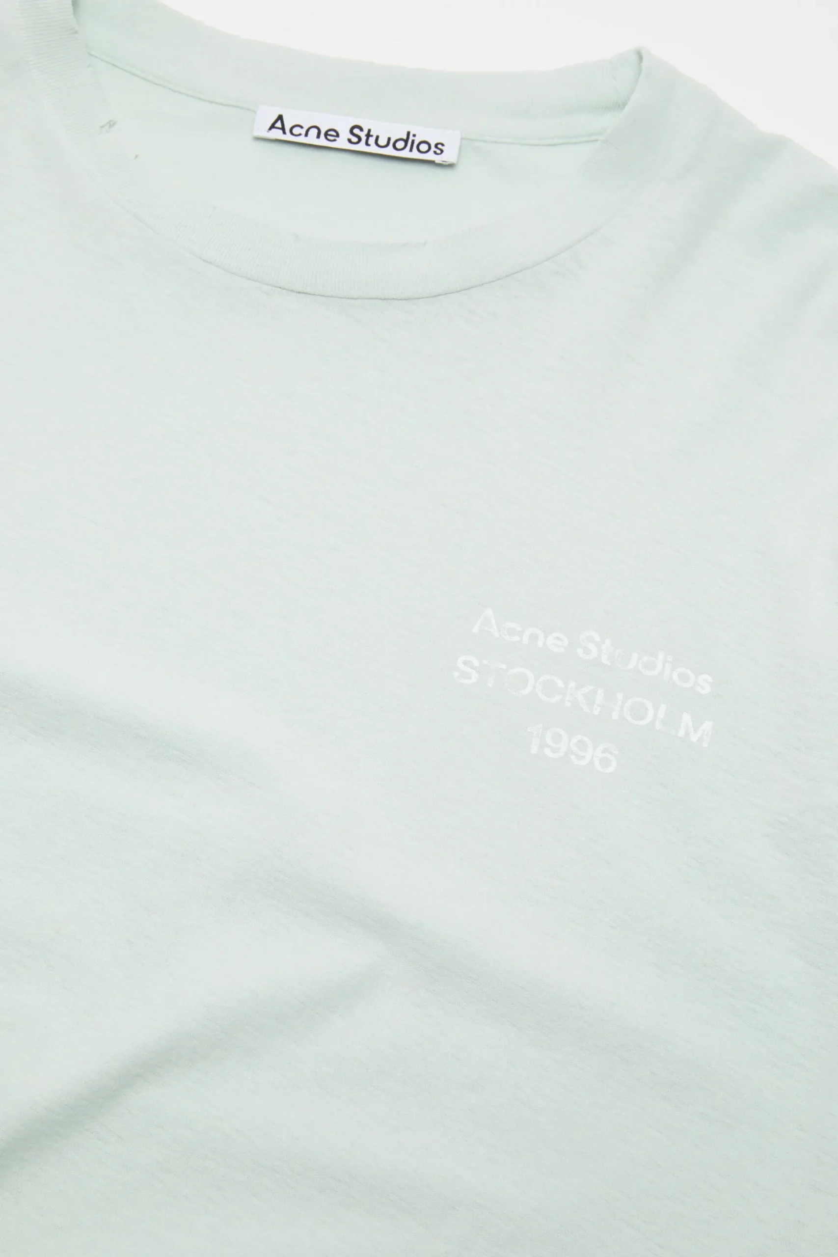 Distressed logo t-shirt