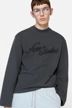 Embroidered logo t-shirt