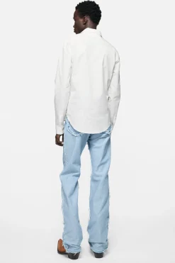 Fitted button-up shirt