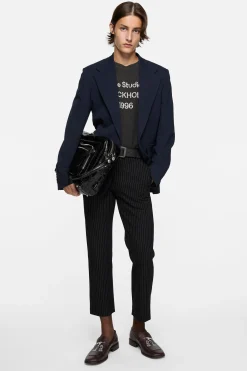Fitted suit jacket