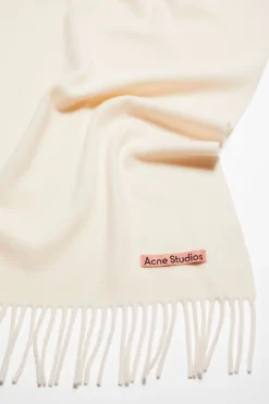 Fringe wool scarf – Narrow