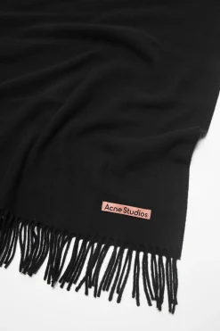 Fringe wool scarf - oversized
