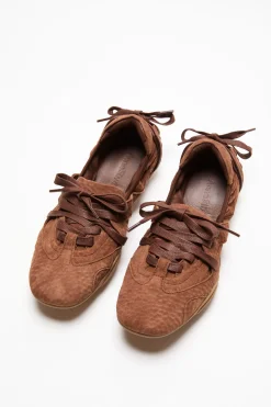 Lace-up Shoes