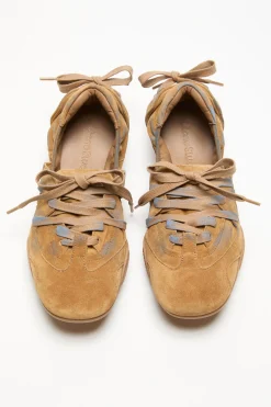 Lace-up suede shoes