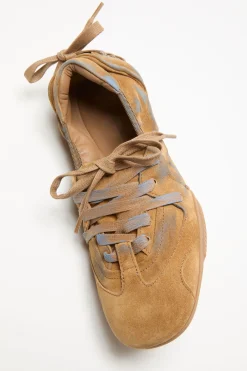 Lace-up suede shoes