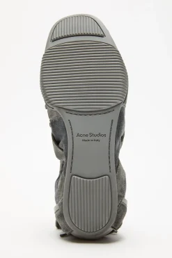 Lace-up suede shoes