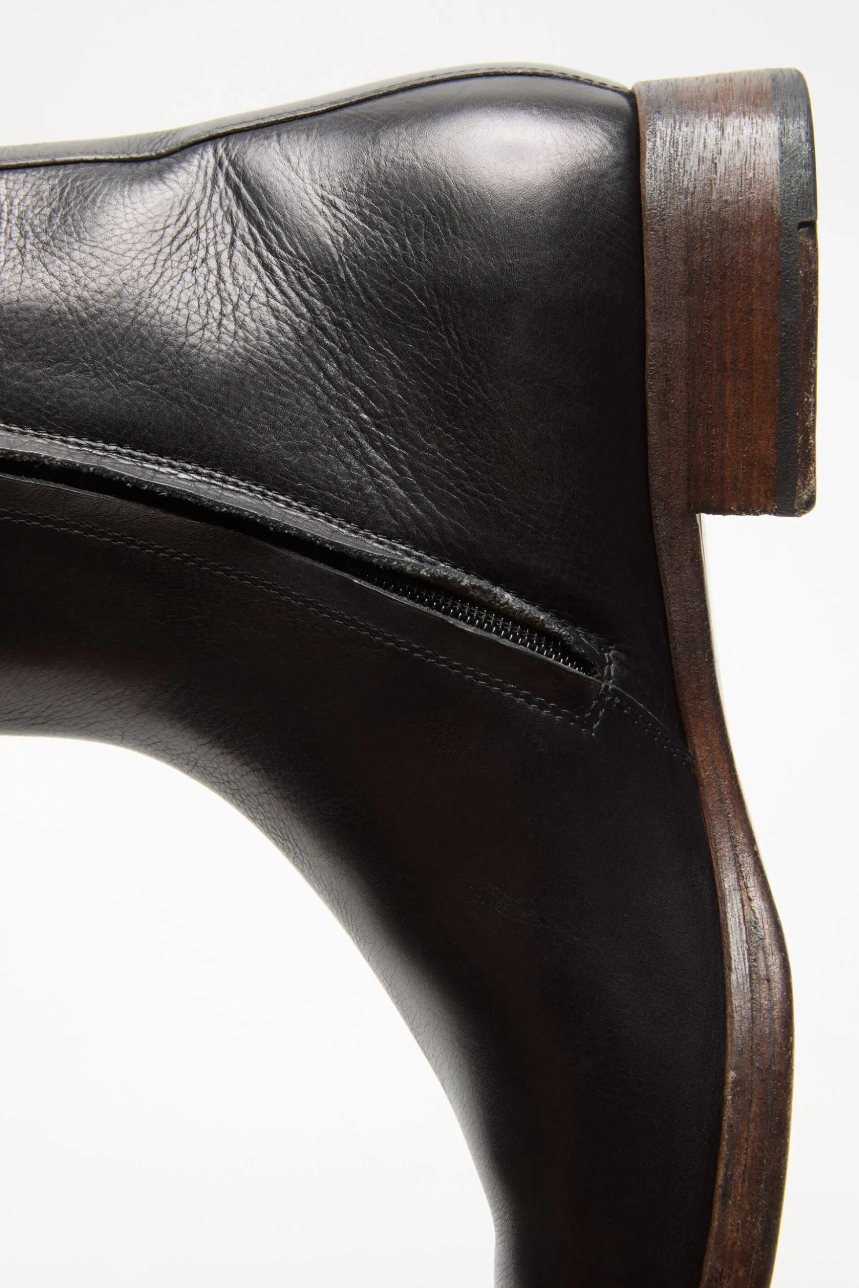 Leather ankle boot
