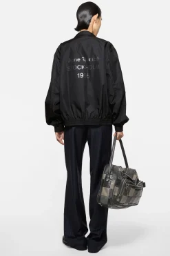 Lightweight nylon jacket