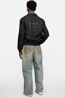 Lightweight nylon jacket