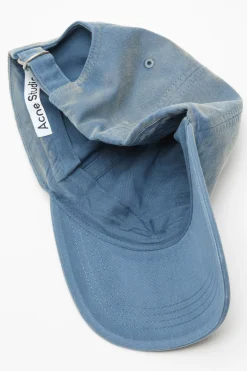 Logo cap