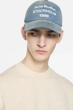 Logo cap
