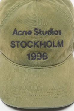 Logo cap