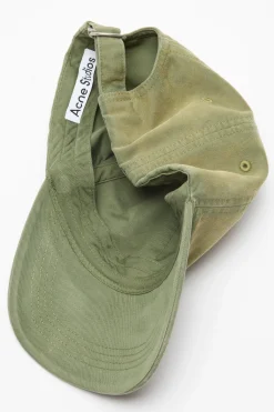 Logo cap