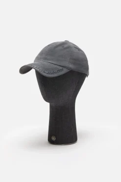 Logo cap