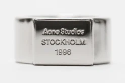 Logo engraved signet ring