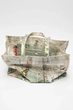 Logo Shoulder Tote Bag