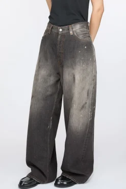 Loose fit jeans - 2023