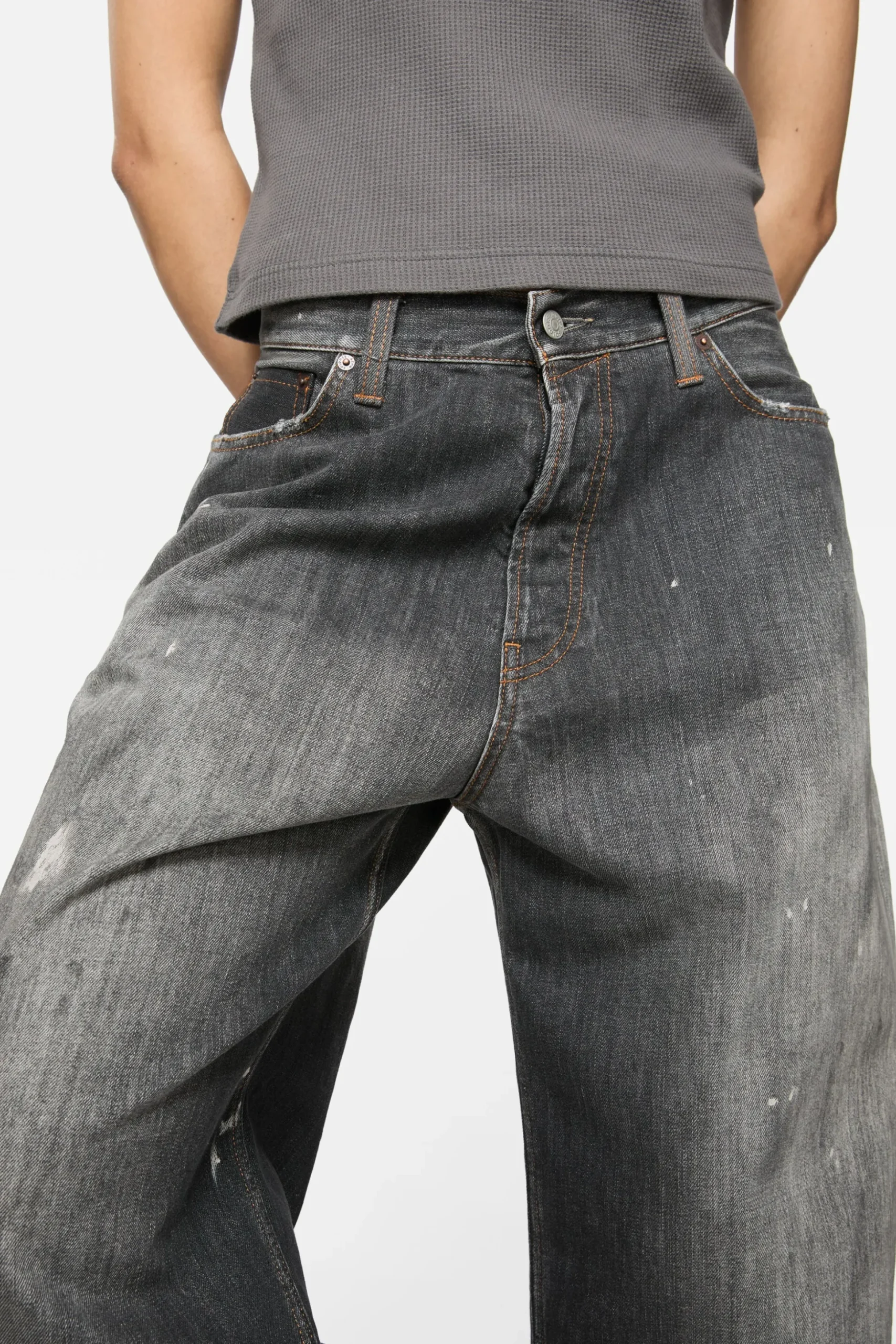 Loose fit jeans - 2023
