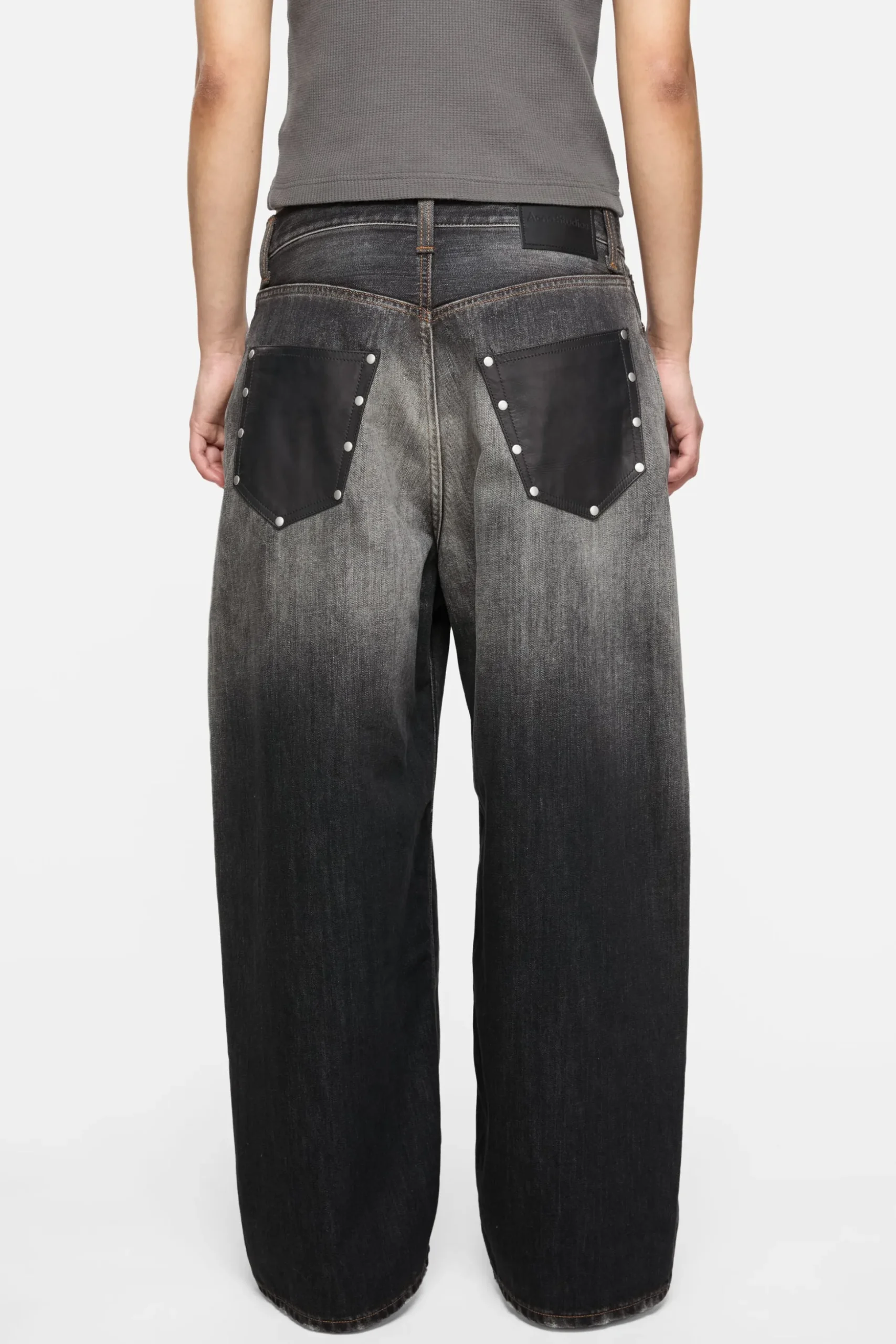 Loose fit jeans - 2023
