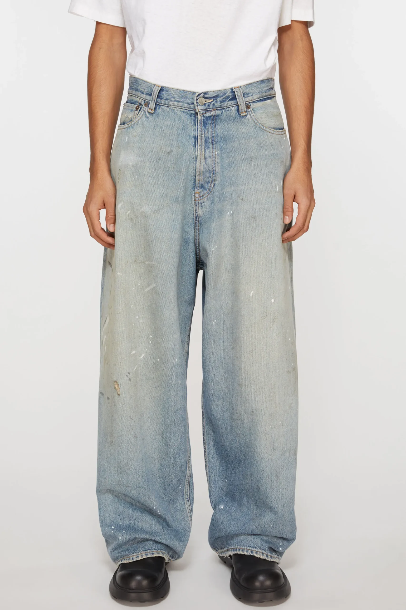 Loose fit jeans - 2023