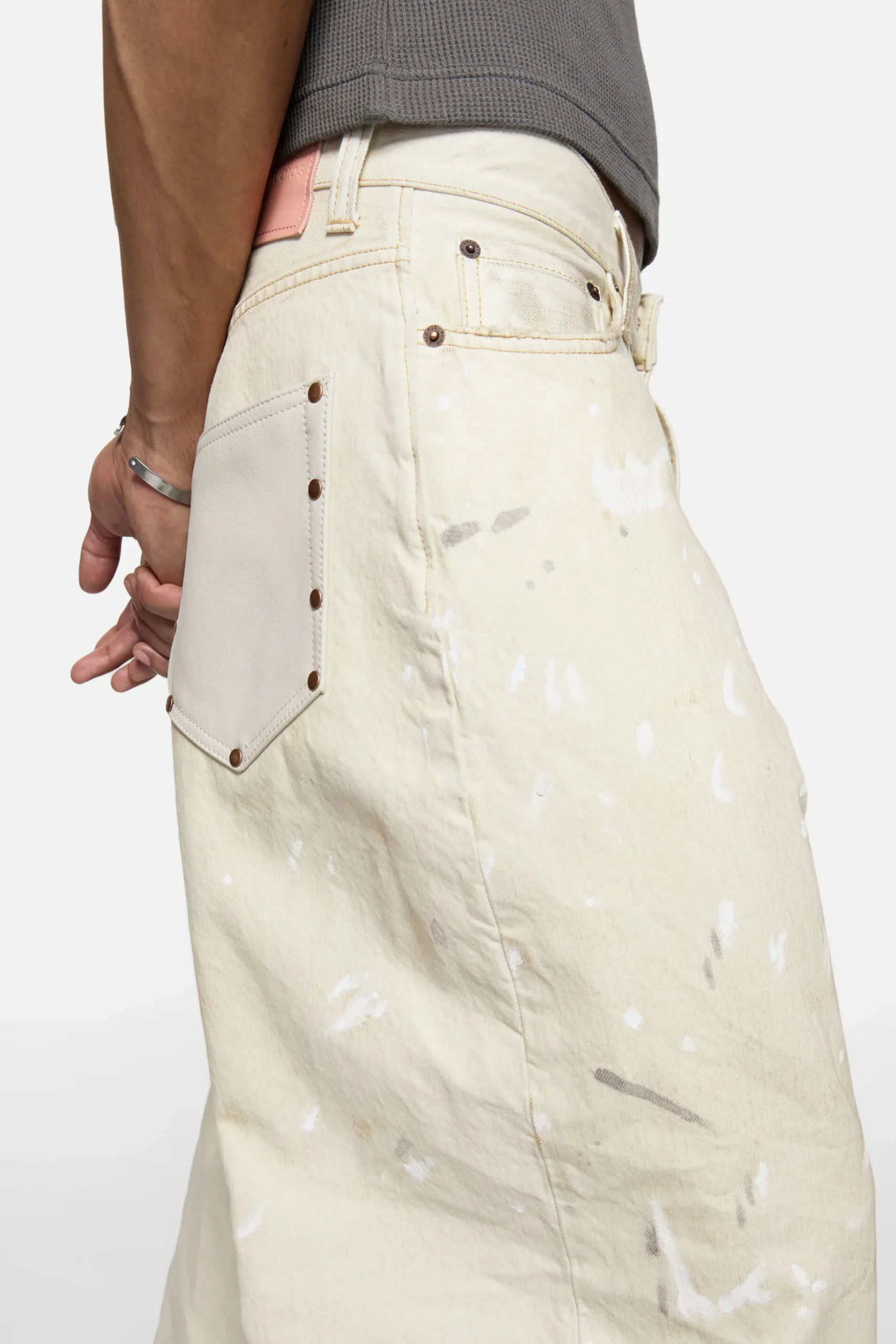 Loose fit jeans - 2023