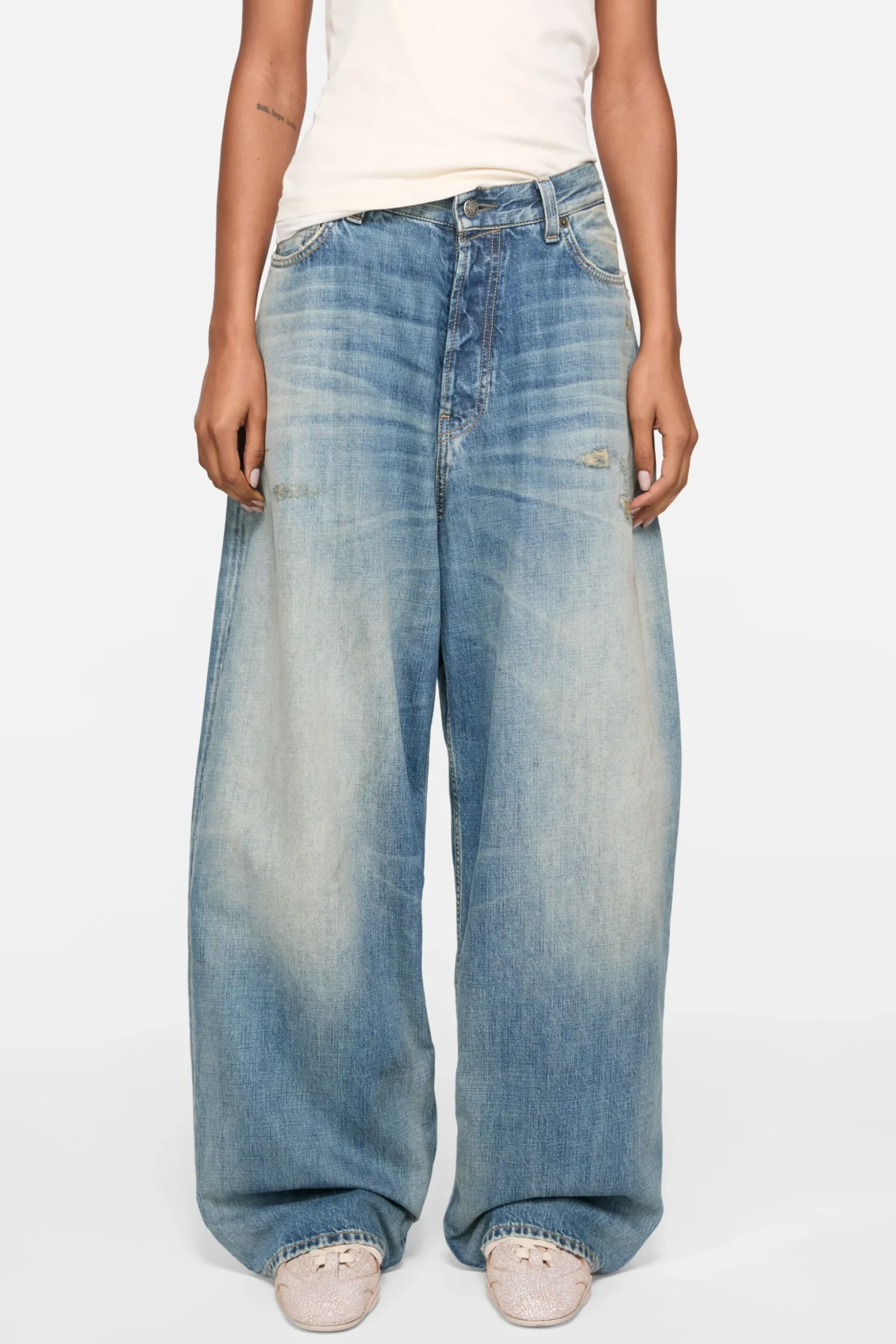 Loose fit jeans - 2023