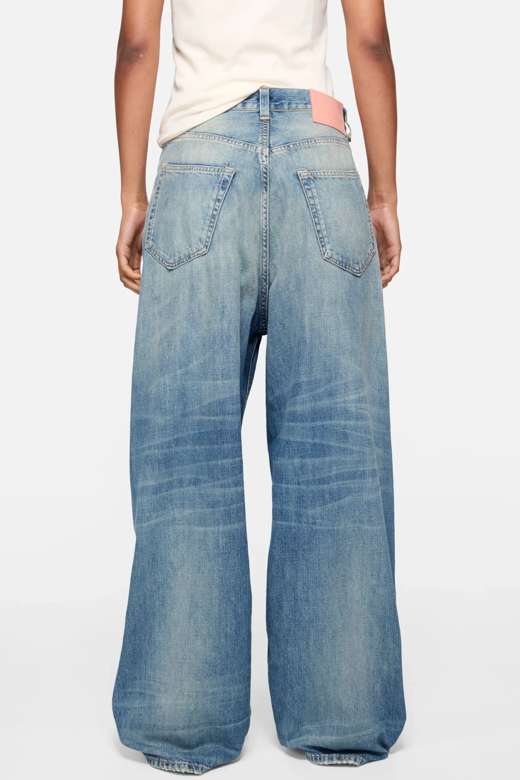 Loose fit jeans - 2023