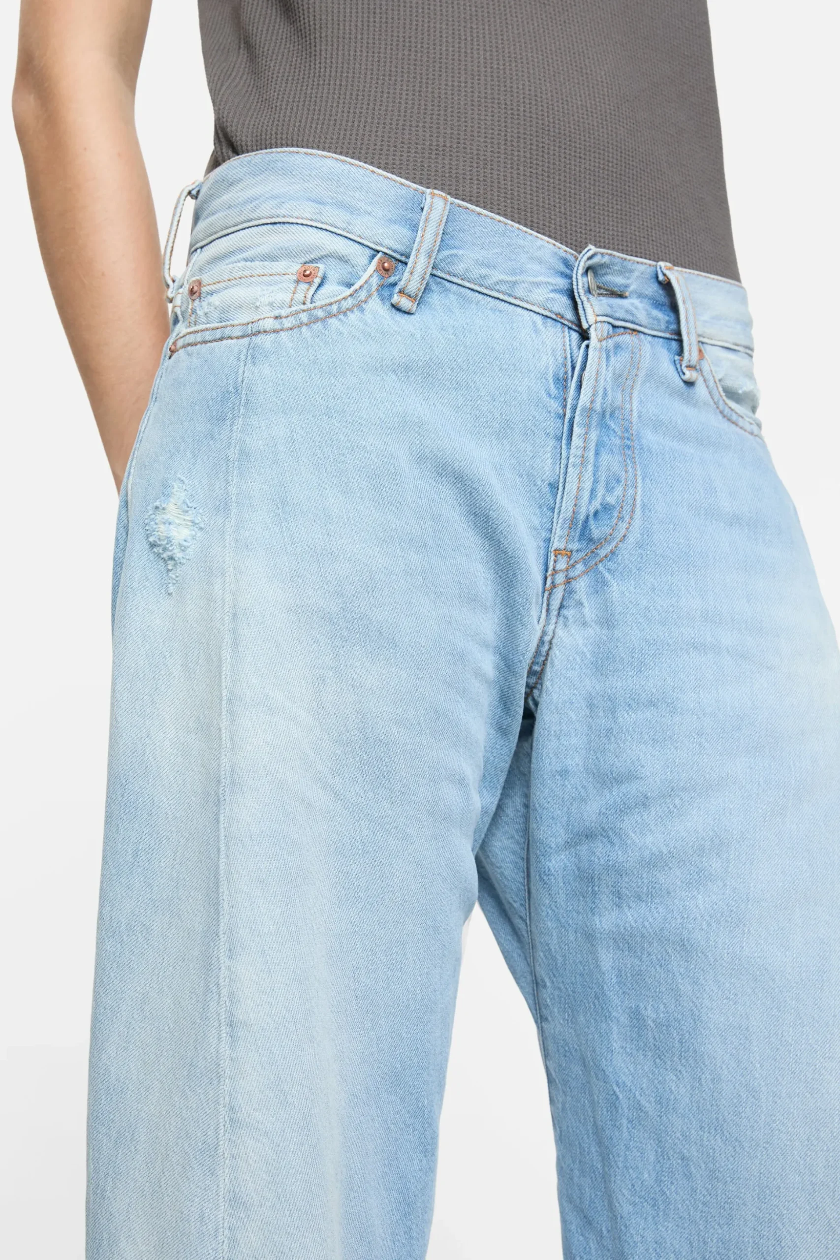 Loose fit jeans - 2006F