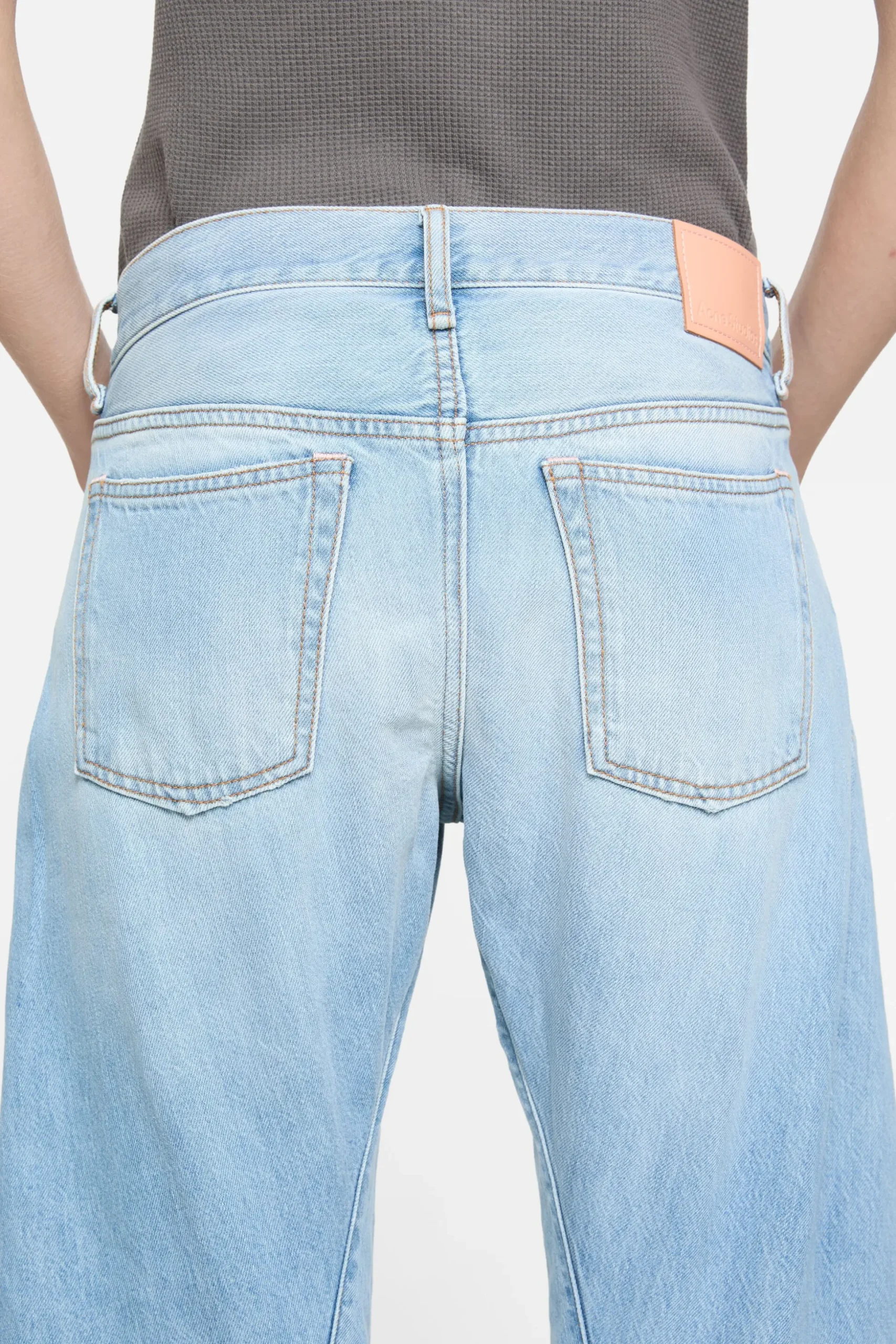 Loose fit jeans - 2006F