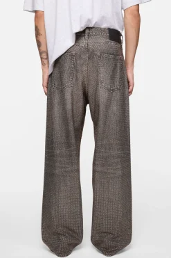 Loose rhinestone jeans – 1981