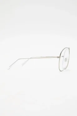 Metal aviator sunglasses