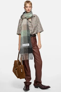 Mohair checked scarf