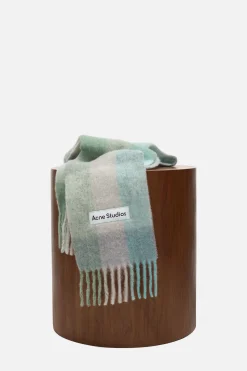 Mohair checked scarf