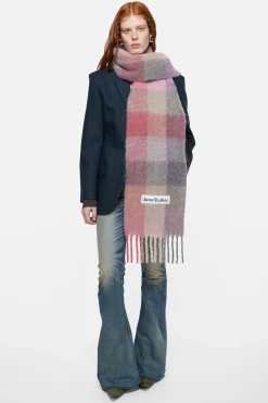 Mohair checked scarf