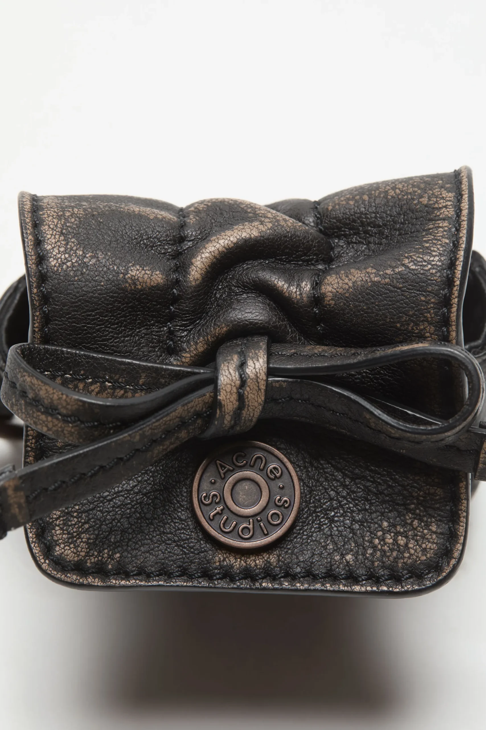Multipocket headphones case