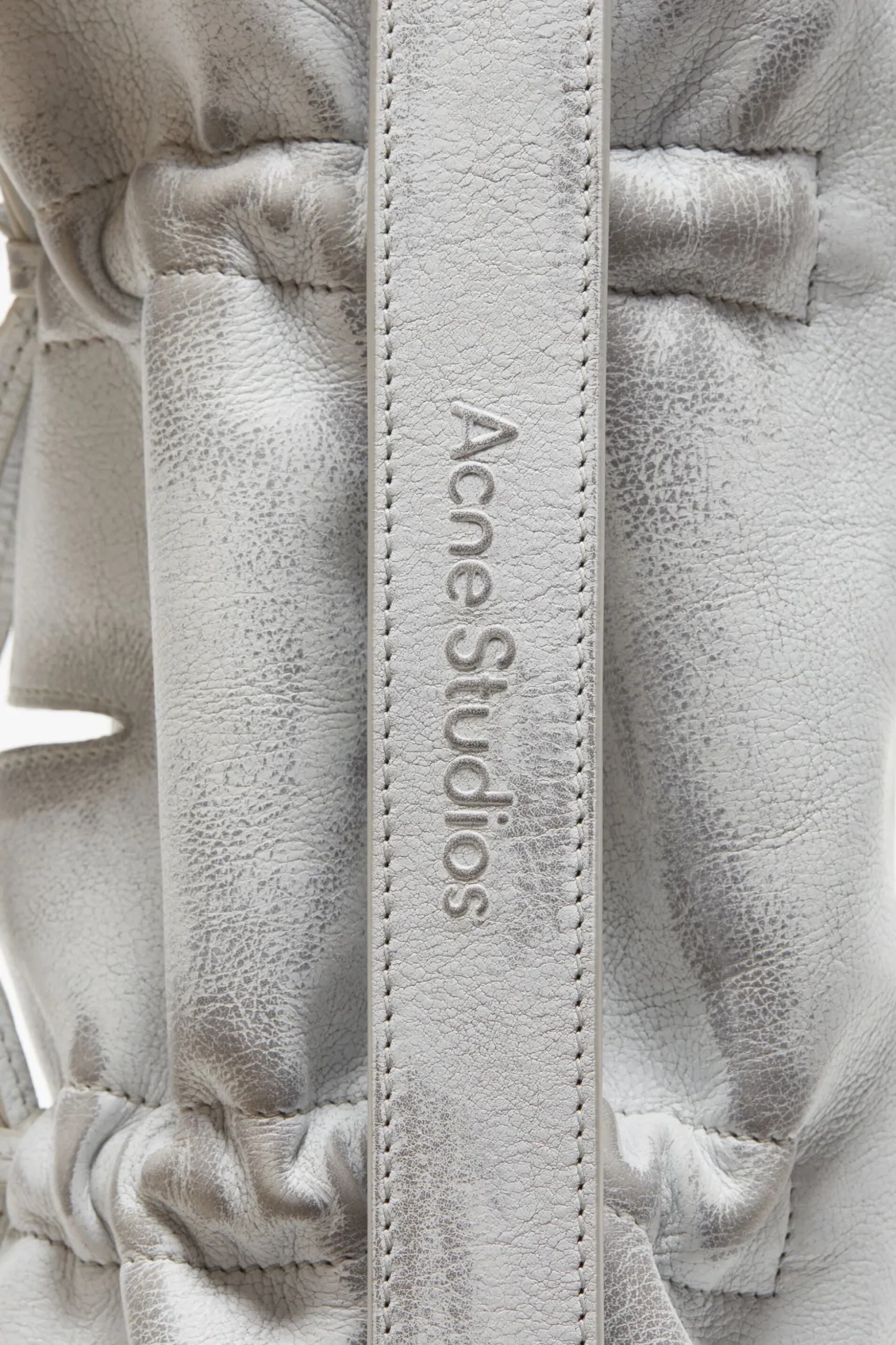 Multipocket shoulder bag