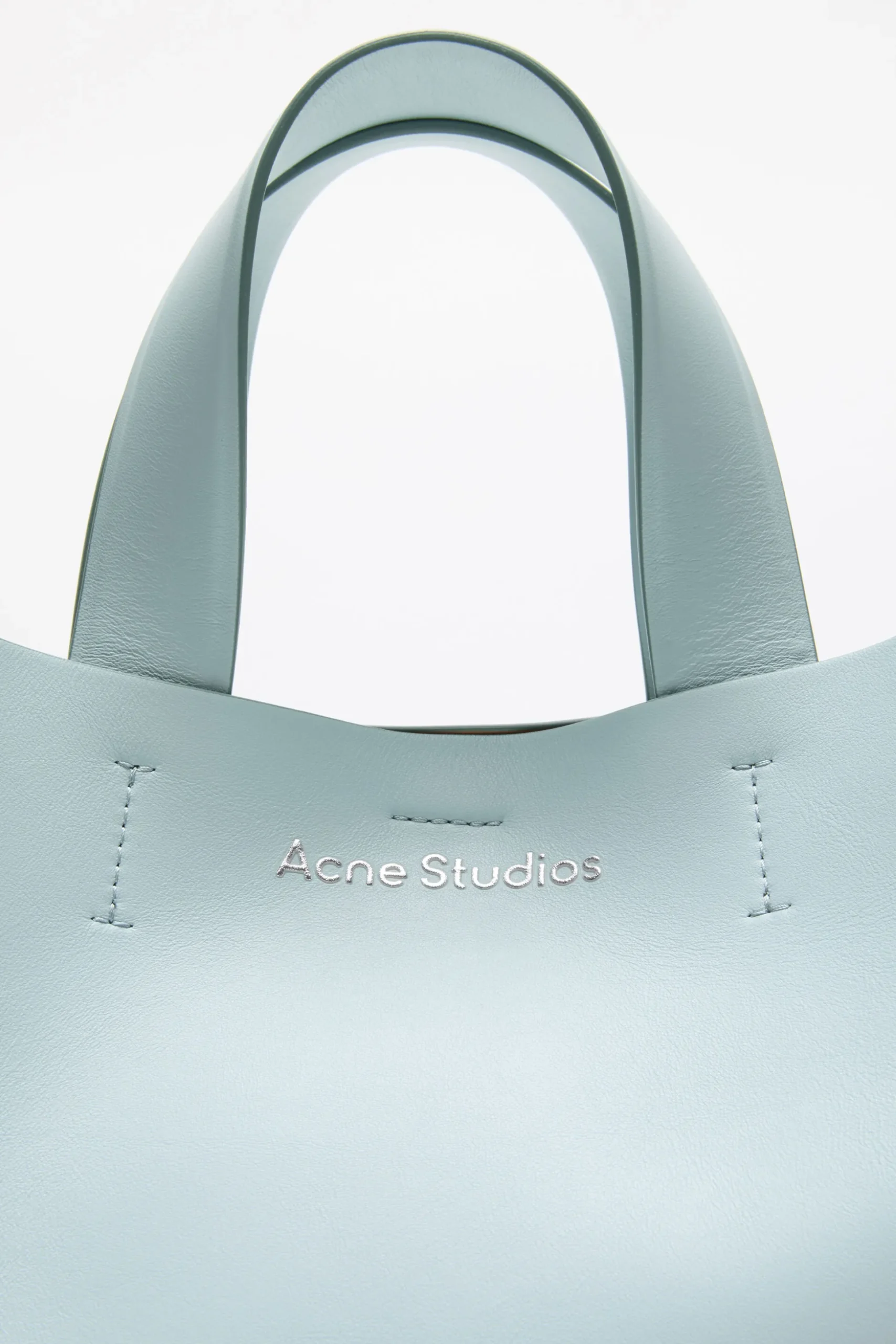 Musubi leather tote