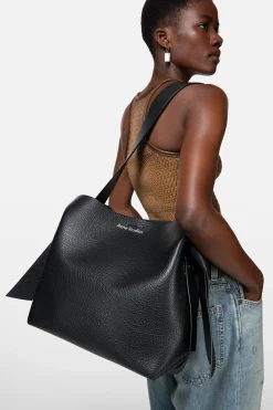 Musubi midi shoulder bag