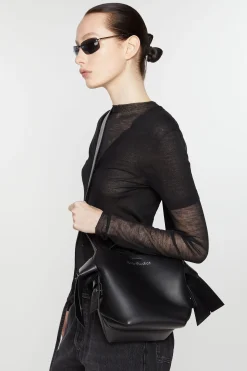 Musubi mini shoulder bag