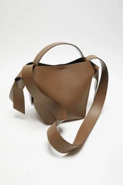 Musubi mini shoulder bag