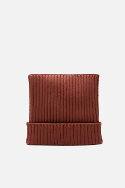 Ribbed square beanie