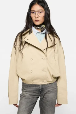 Short trench coat
