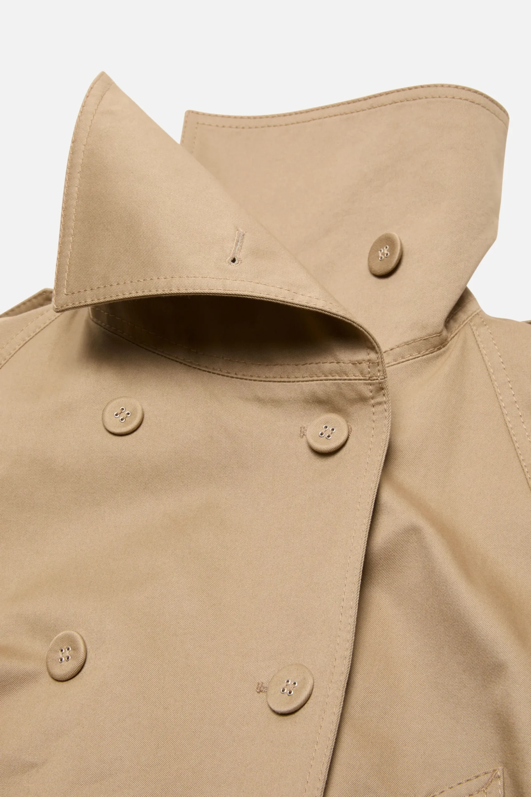 Short trench coat