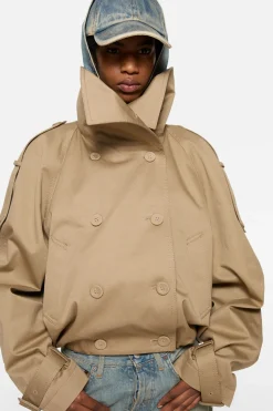 Short trench coat