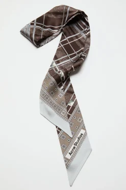 Skinny silk scarf